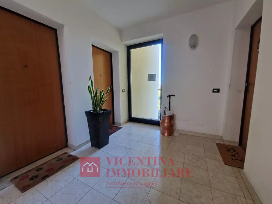 Immagine 4 di Appartamento in vendita  in Strada marosticana 170 u a Vicenza