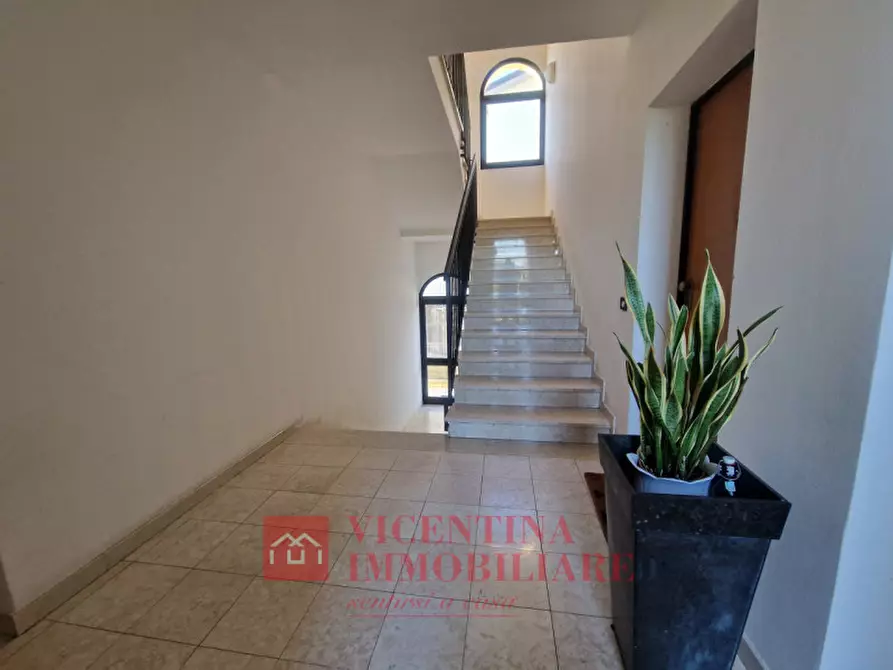 Immagine 5 di Appartamento in vendita  in Strada marosticana 170 u a Vicenza