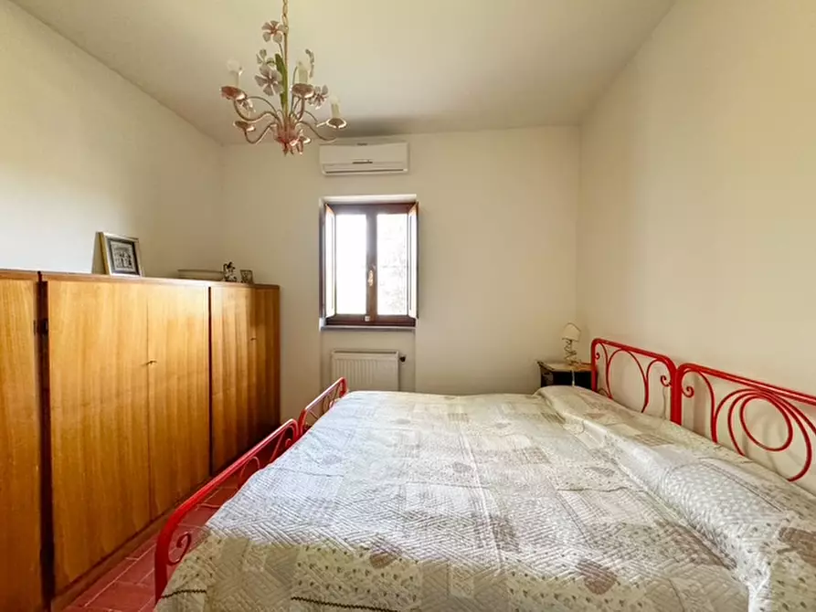 Immagine 8 di Villa in vendita  in Via Pò a Magliano Sabina