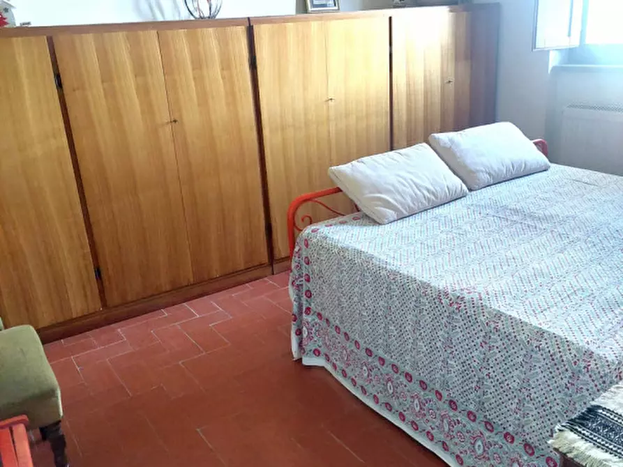 Immagine 11 di Villa in vendita  a Magliano Sabina