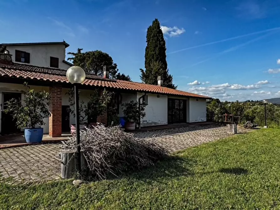 Immagine 18 di Villa in vendita  in Via Pò a Magliano Sabina