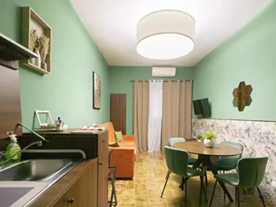 Immagine 1 di Appartamento in affitto  in via Ludovico Bianchini n. 24 a Napoli