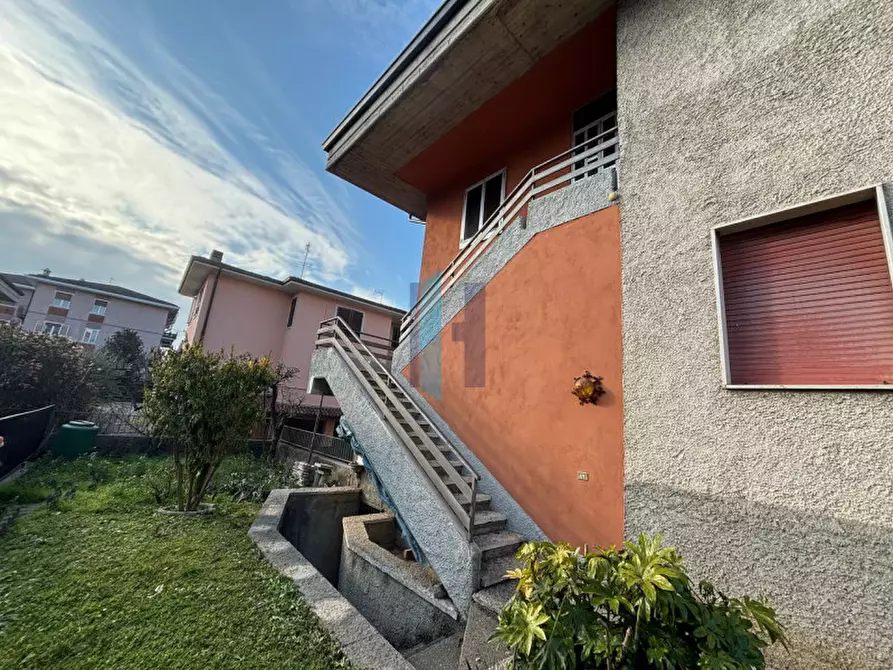 appartamento in vendita a Botticino in zona Botticino Sera