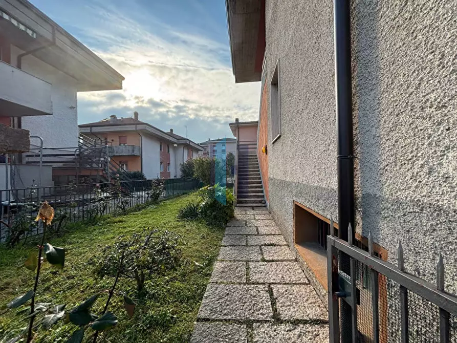 Immagine 2 di Appartamento in vendita  in Via Bazoli  18 a Botticino