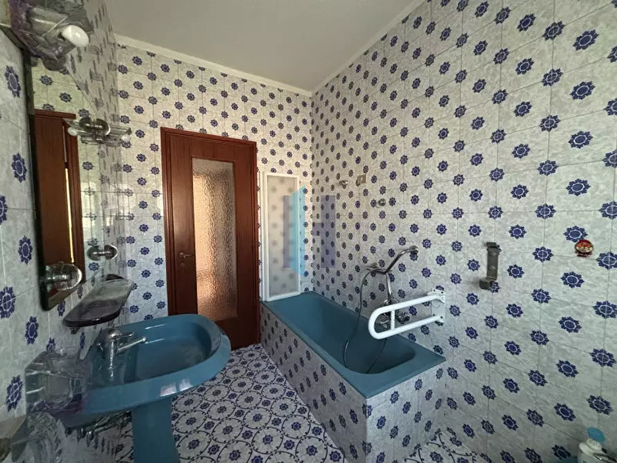 Immagine 21 di Appartamento in vendita  in Via Bazoli  18 a Botticino