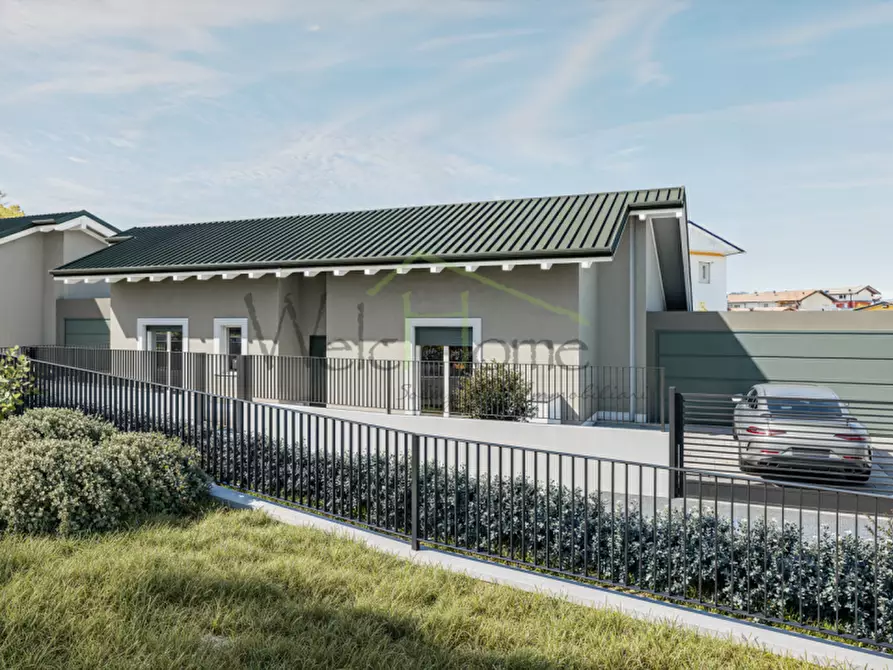 Immagine 4 di Villa in vendita  in Via Rovascio a Tavernerio