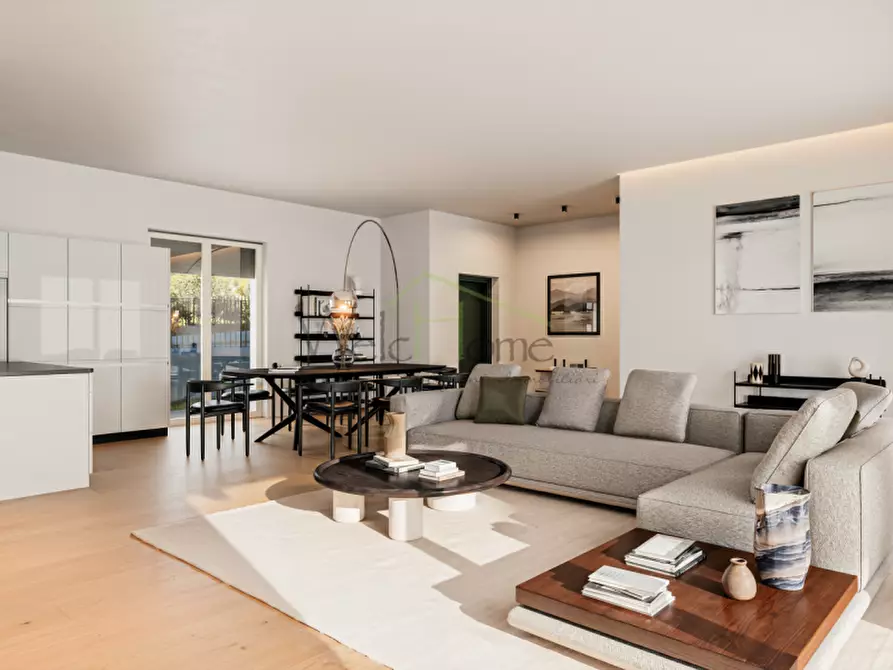 Immagine 6 di Villa in vendita  in Via Rovascio a Tavernerio