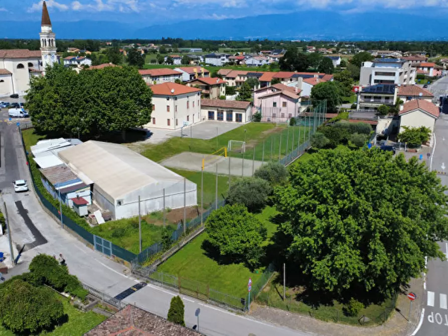 Immagine 5 di Terreno in vendita  in Via Capitello a Castelfranco Veneto
