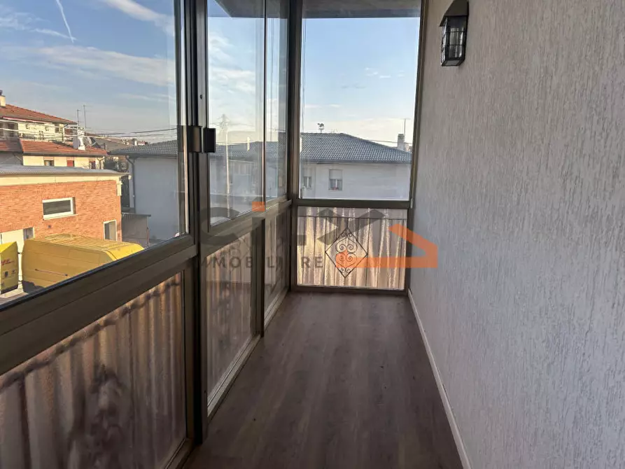 Immagine 8 di Casa bifamiliare in vendita  a Romano D'ezzelino