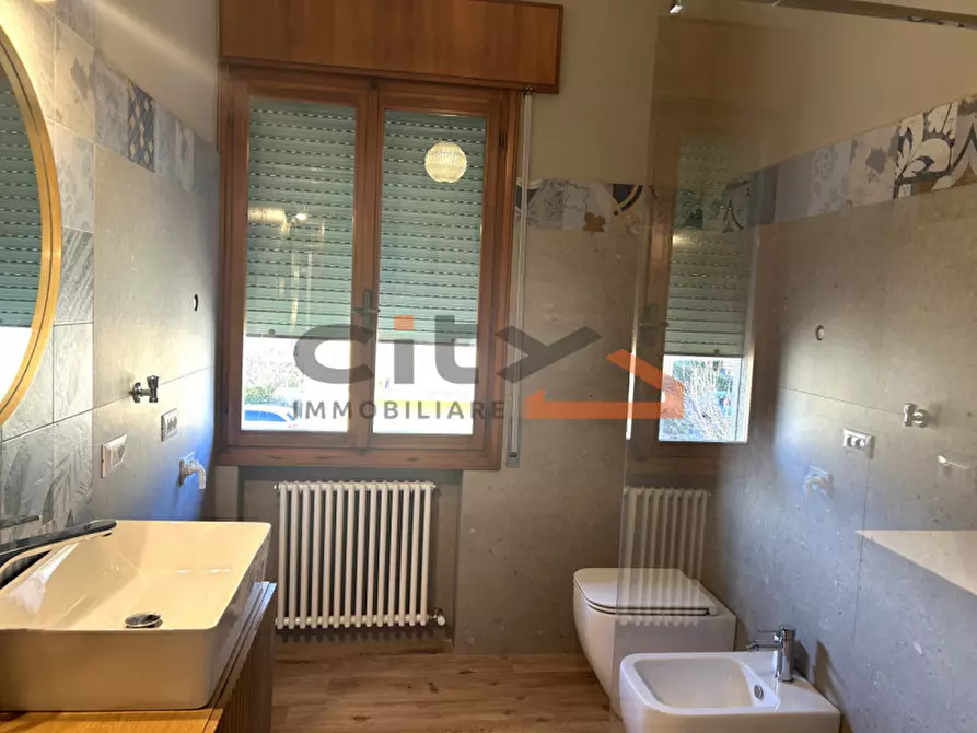 Immagine 17 di Casa bifamiliare in vendita  a Romano D'ezzelino