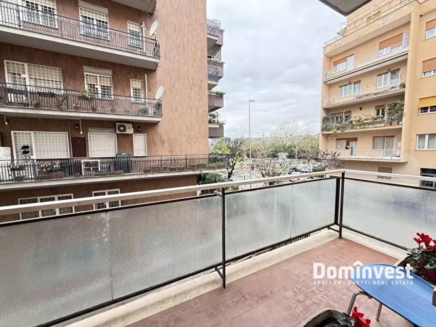 Immagine 12 di Appartamento in vendita  in Via Maffeo Pantaleoni a Roma