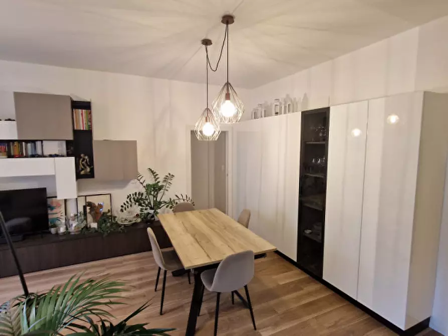 Immagine 1 di Appartamento in vendita  a Bolzano