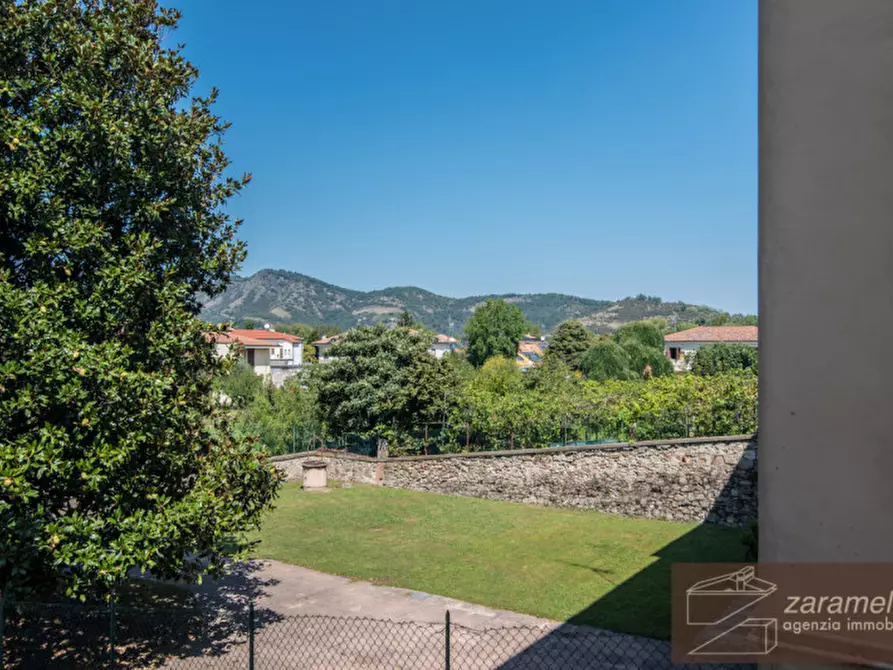 Immagine 9 di Appartamento in vendita  in Via Terme 78 a Battaglia Terme