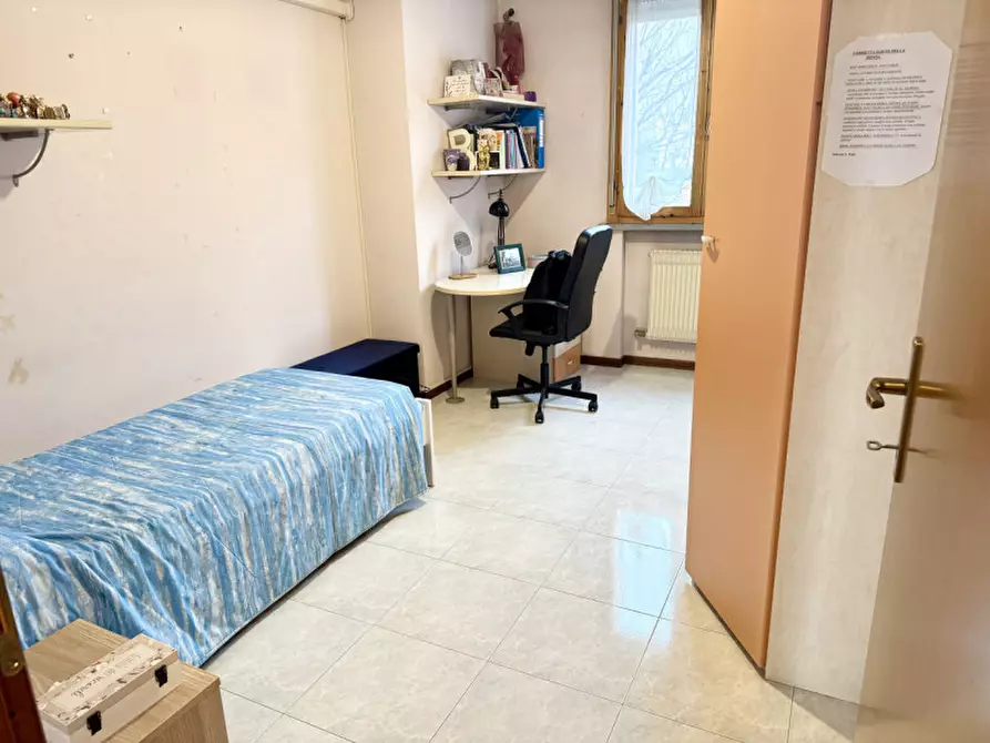 Immagine 19 di Appartamento in vendita  in Via Italo e Giulio Clerici a Parma