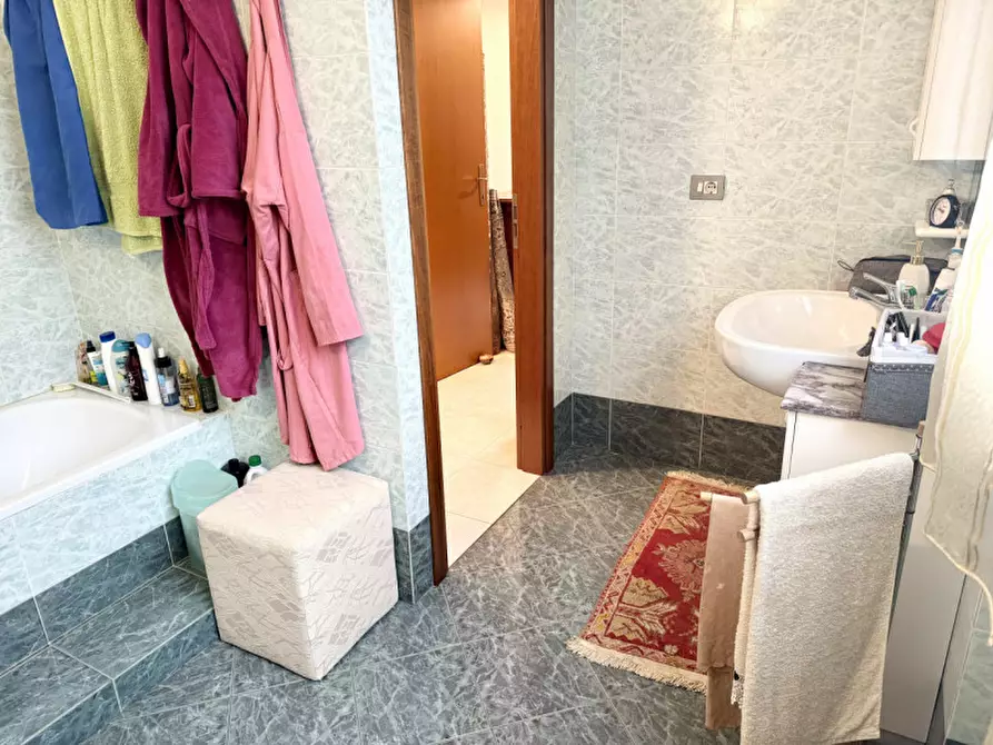 Immagine 28 di Appartamento in vendita  in Via Italo e Giulio Clerici a Parma