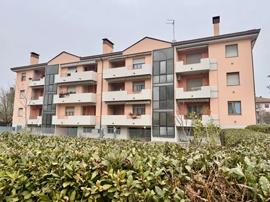 Immagine 34 di Appartamento in vendita  in Via Italo e Giulio Clerici a Parma