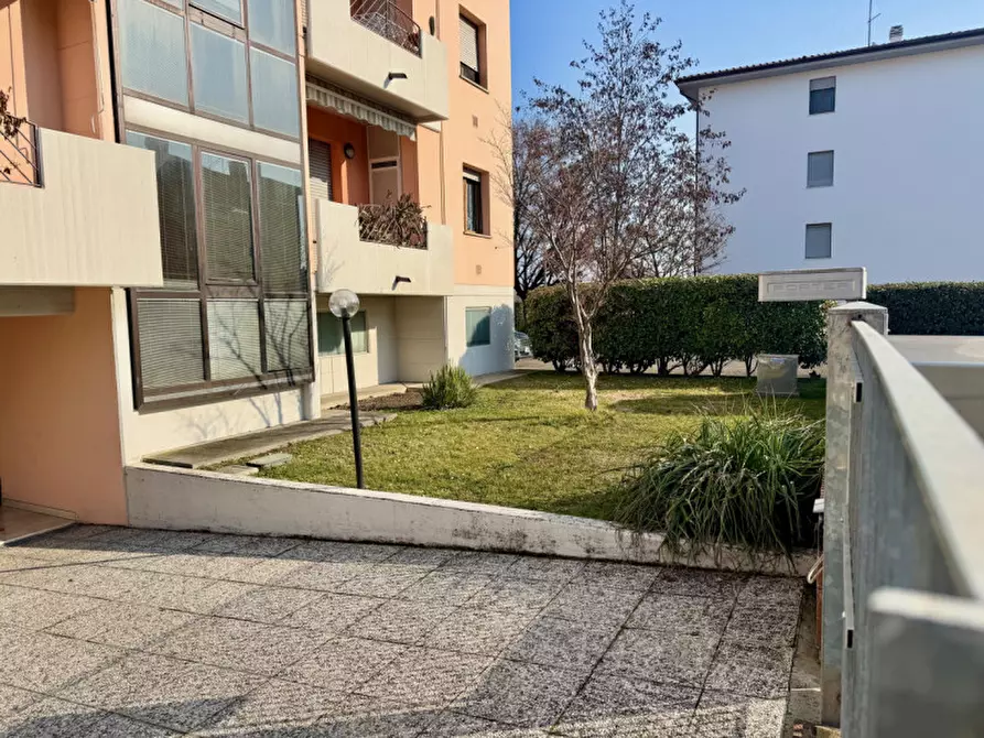 Immagine 34 di Appartamento in vendita  in Via Italo e Giulio Clerici a Parma