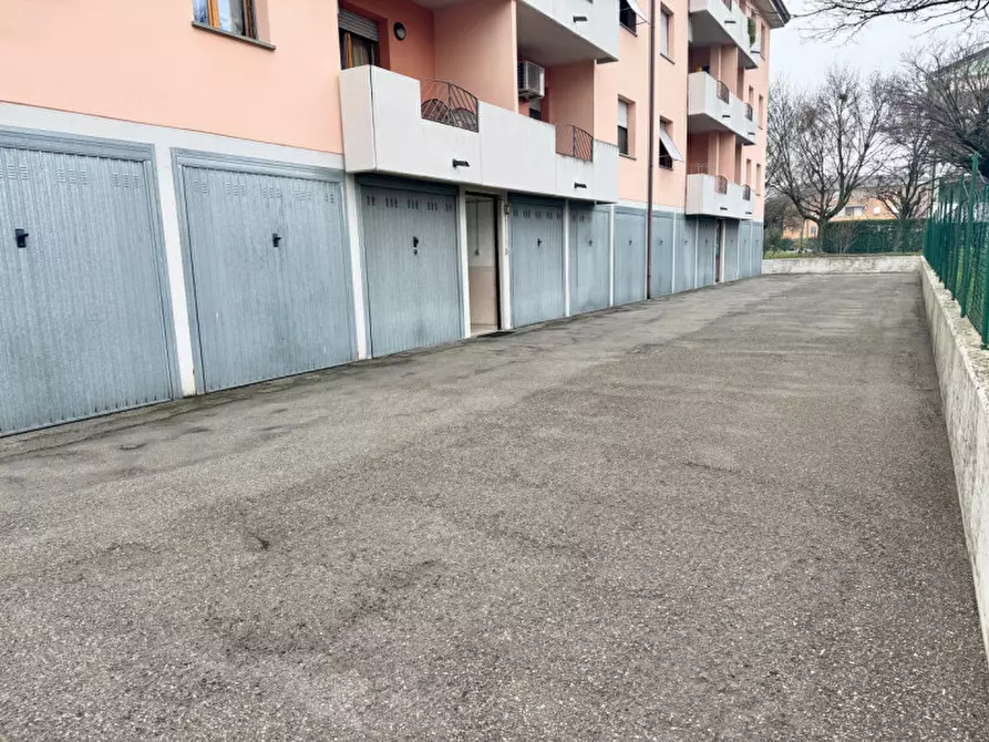 Immagine 35 di Appartamento in vendita  in Via Italo e Giulio Clerici a Parma