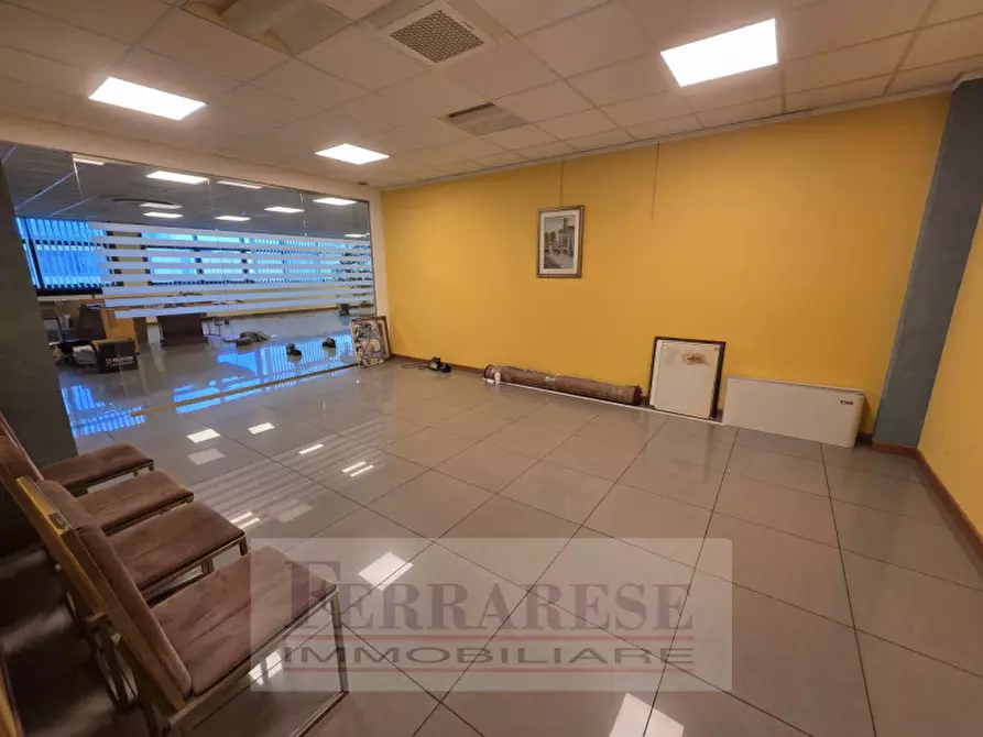 Immagine 6 di Ufficio in affitto  in via sesta strada a Padova