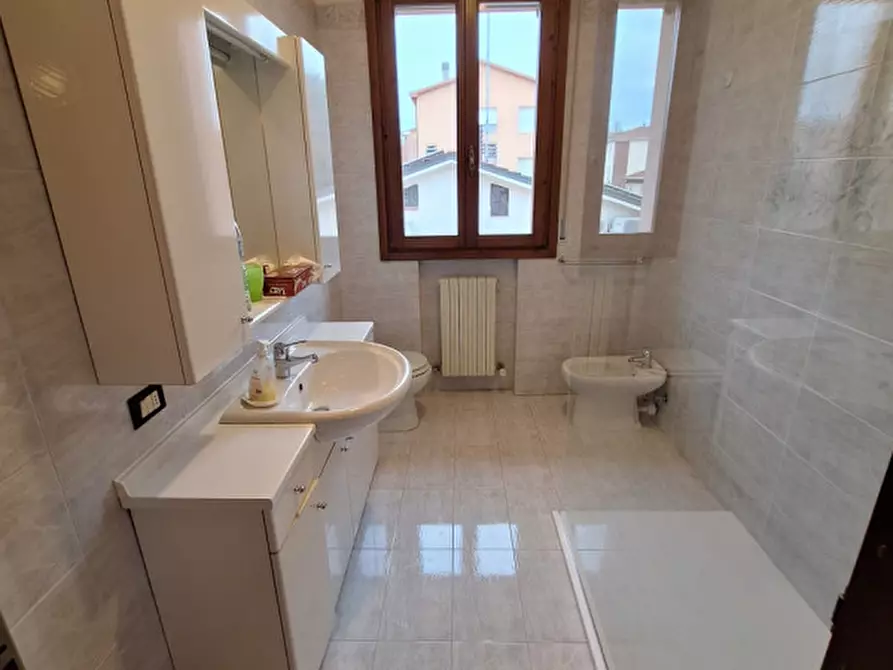 Immagine 5 di Camera in affitto  in via Pegli a Modena