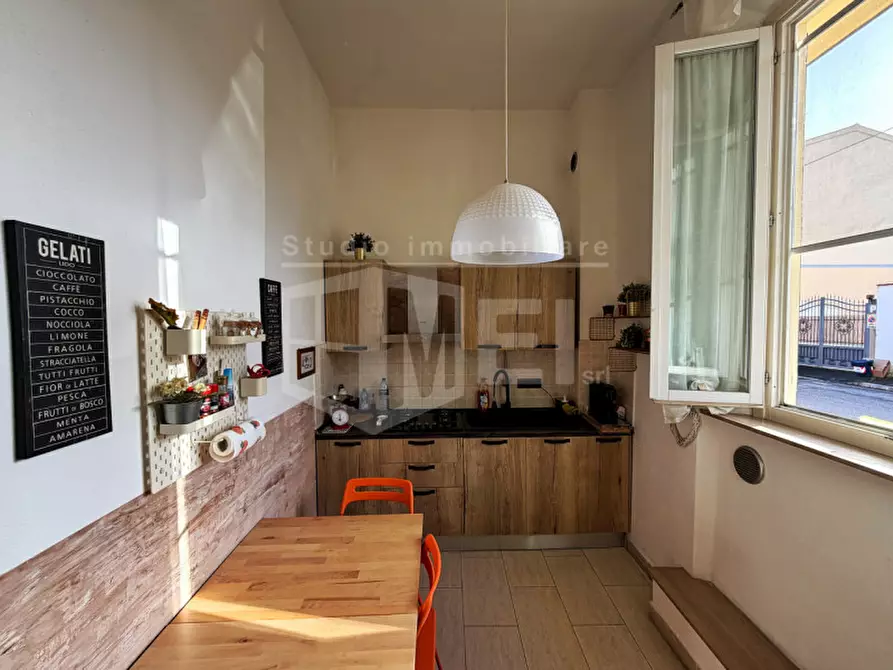 Immagine 2 di Appartamento in vendita  in via aurelio nicolodi a Livorno