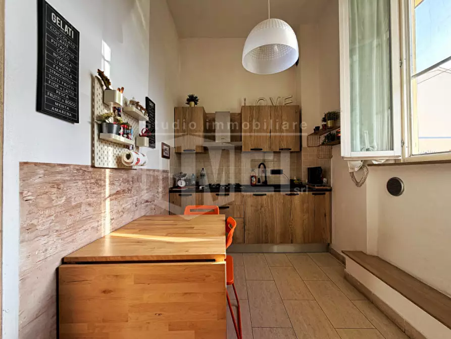 Immagine 3 di Appartamento in vendita  in via aurelio nicolodi a Livorno