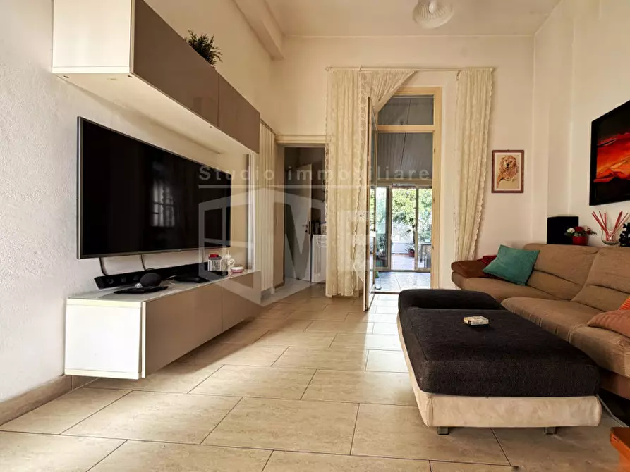 Immagine 6 di Appartamento in vendita  in via aurelio nicolodi a Livorno