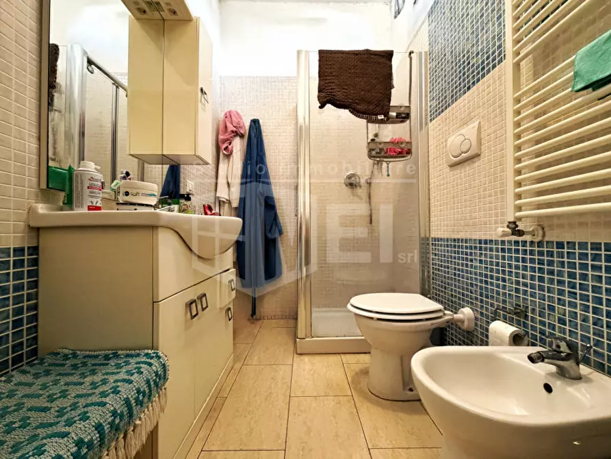 Immagine 10 di Appartamento in vendita  in via aurelio nicolodi a Livorno