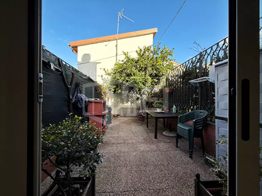 Immagine 24 di Appartamento in vendita  in via aurelio nicolodi a Livorno