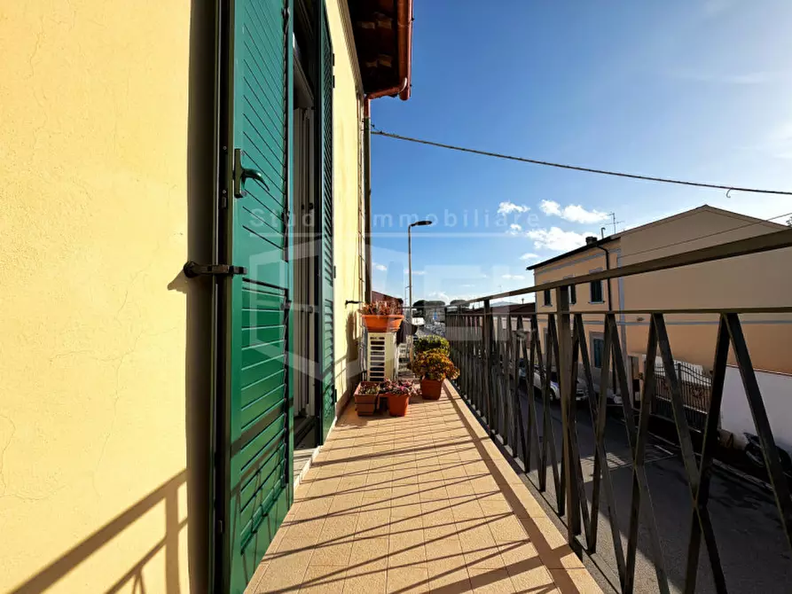 Immagine 25 di Appartamento in vendita  in via aurelio nicolodi a Livorno