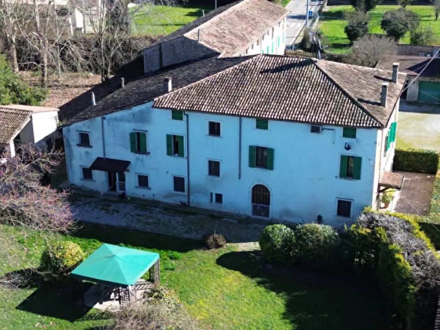 Immagine 1 di Rustico / casale in vendita  a Mozzecane