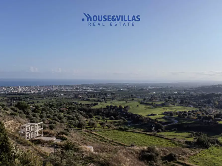Immagine 2 di Villa in vendita  in sanghitello a Avola
