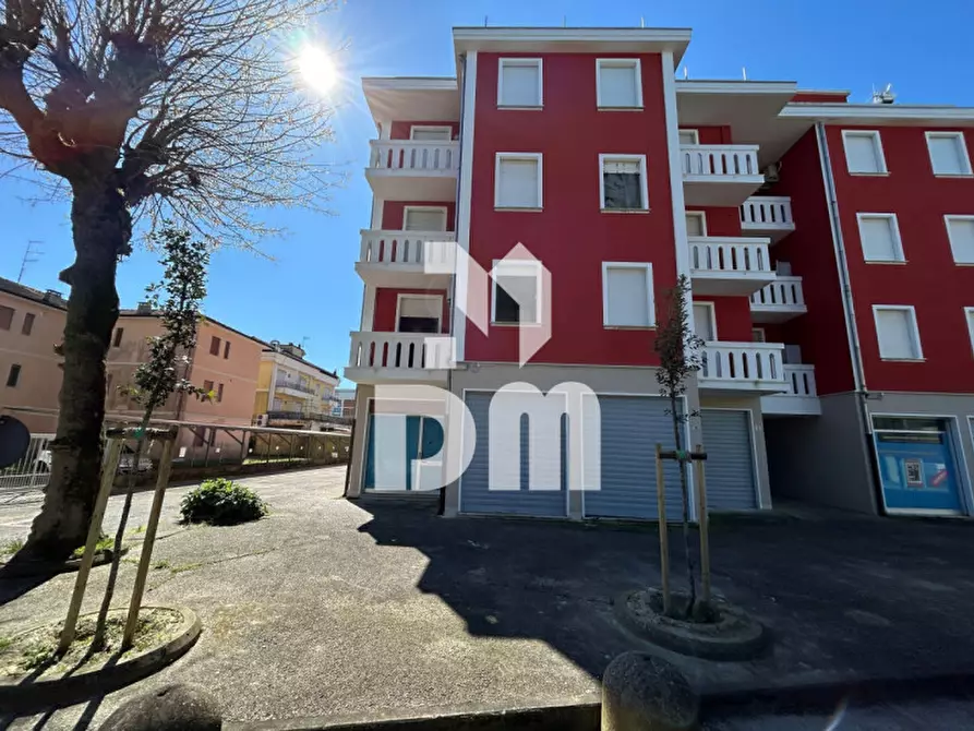 Immagine 3 di Appartamento in vendita  in Via dei Salici a Rosolina