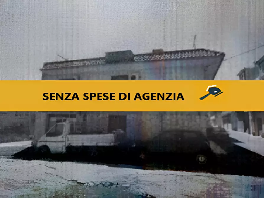 Immagine 1 di Magazzino in vendita  in via C. D'Agata 87 angolo via Venezia snc a Pachino