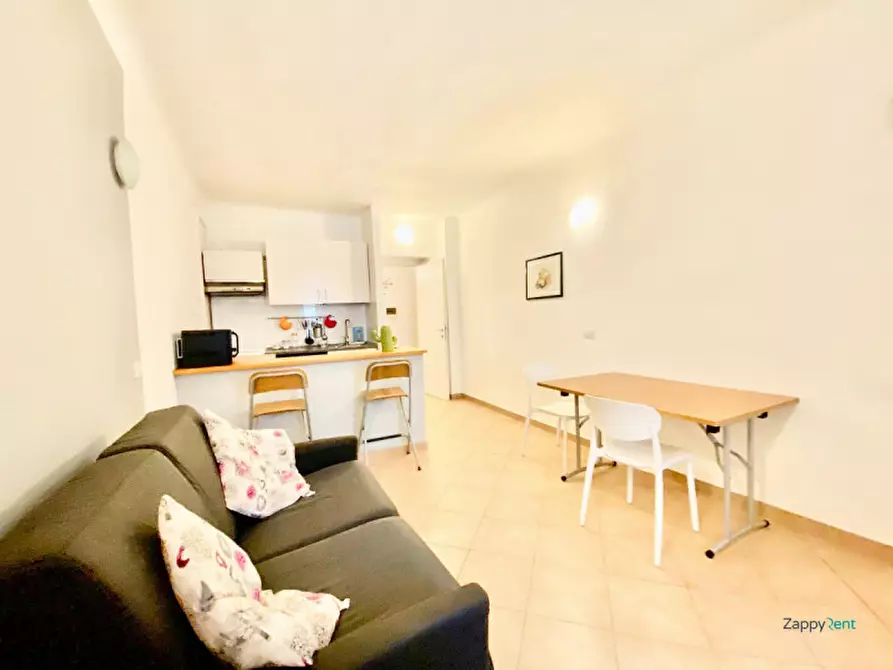 Immagine 3 di Appartamento in affitto  in Via Luigi Canonica, 37 a Milano