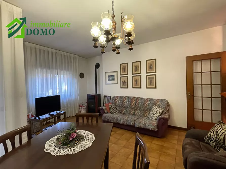 Immagine 8 di Appartamento in vendita  in schio a Schio