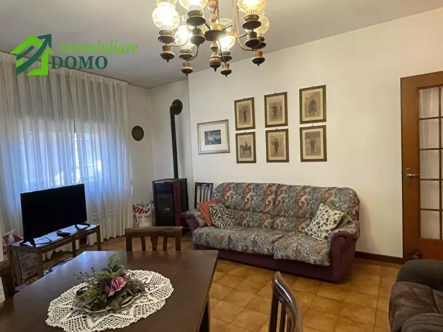 Immagine 9 di Appartamento in vendita  in schio a Schio