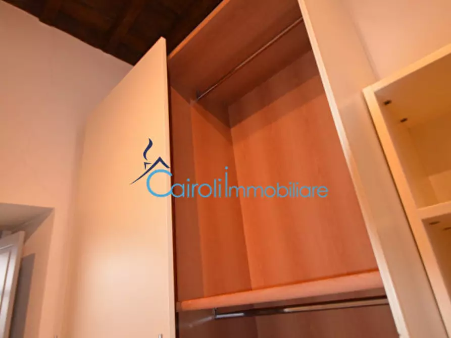 Immagine 11 di Appartamento in affitto  a Pavia