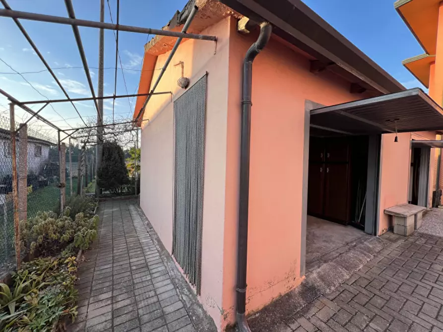 Immagine 4 di Appartamento in vendita  in Strada Statale 309 Romea, 11 a Chioggia