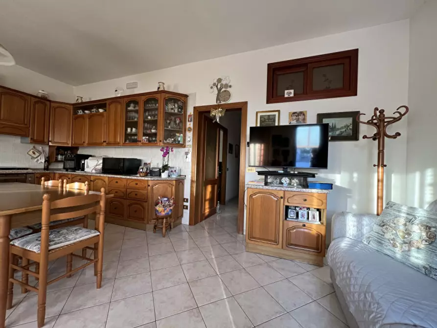 Immagine 16 di Appartamento in vendita  in Strada Statale 309 Romea, 11 a Chioggia