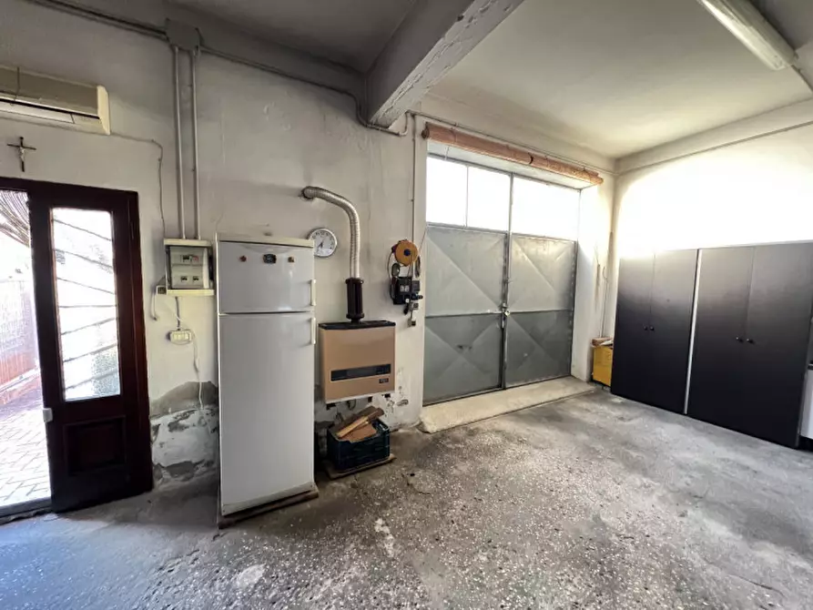 Immagine 27 di Appartamento in vendita  in Strada Statale 309 Romea, 11 a Chioggia