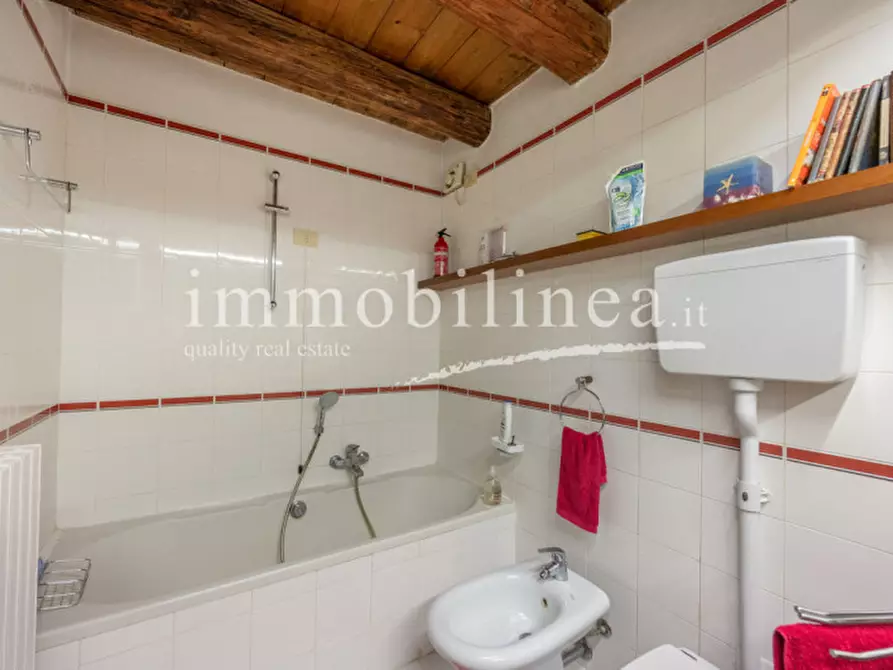 Immagine 13 di Palazzo in vendita  in Via Porta San Zeno a Lazise