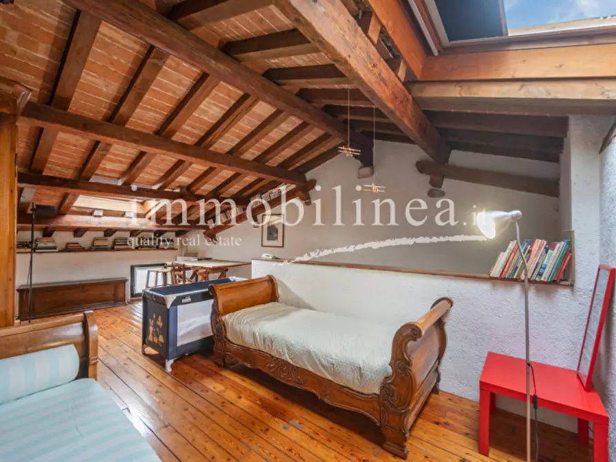 Immagine 21 di Palazzo in vendita  in Via Porta San Zeno a Lazise