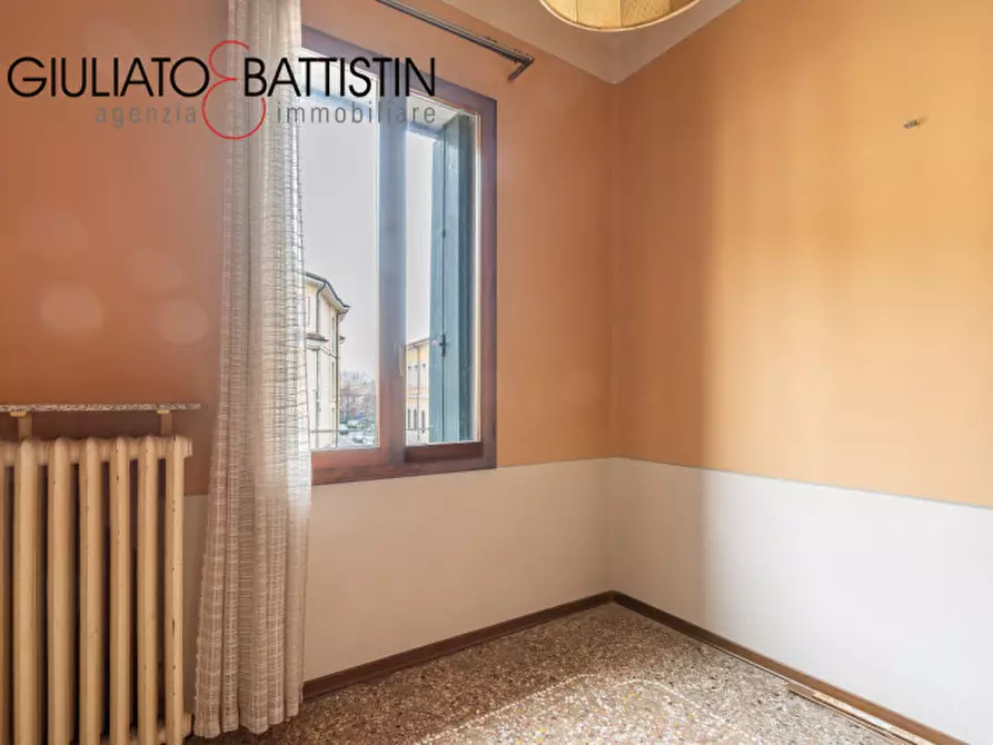 Immagine 5 di Appartamento in vendita  in Contrà S. Marco a Vicenza