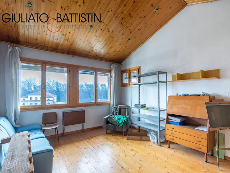 Immagine 11 di Appartamento in vendita  in Contrà S. Marco a Vicenza