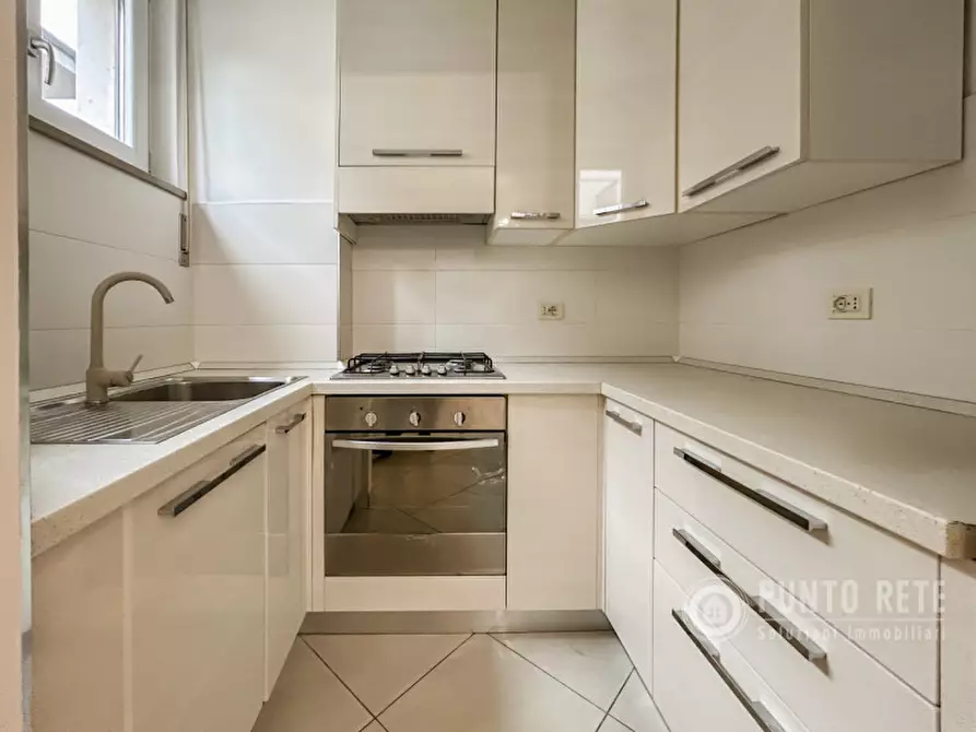 Immagine 3 di Appartamento in vendita  in Via Delle Pietre a Verona