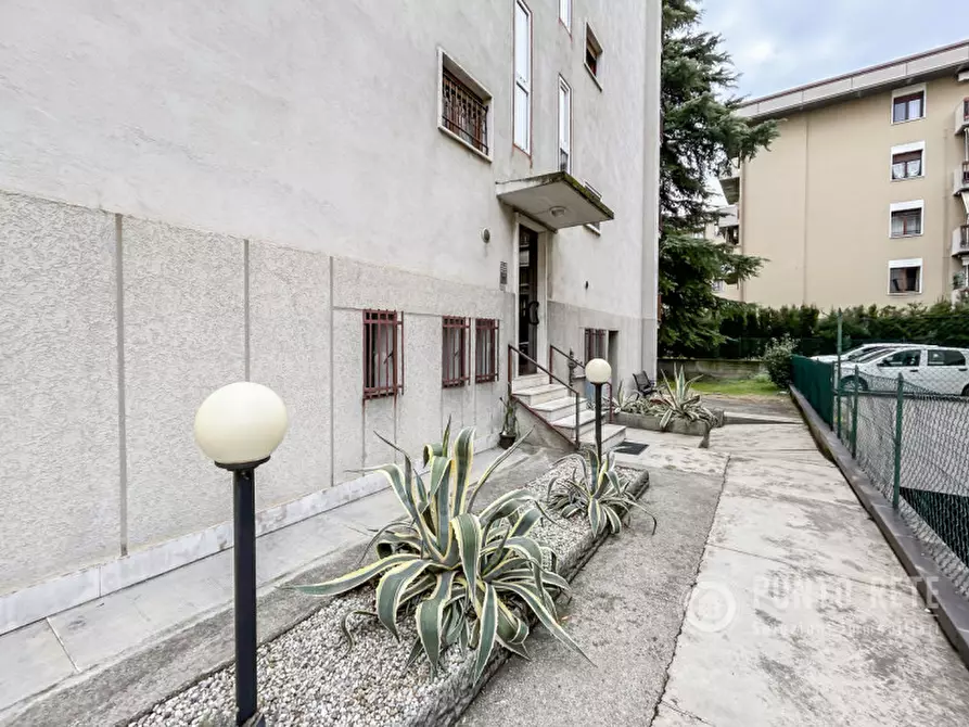 Immagine 24 di Appartamento in vendita  in Via Delle Pietre a Verona