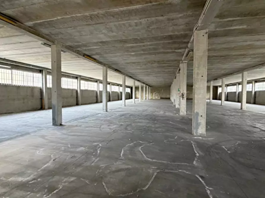 Immagine 2 di Capannone industriale in vendita  in VIA SACCO E VANZETTI a Ancona