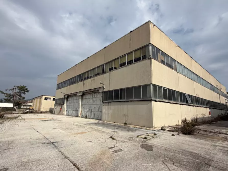 Immagine 15 di Capannone industriale in vendita  in VIA SACCO E VANZETTI a Ancona
