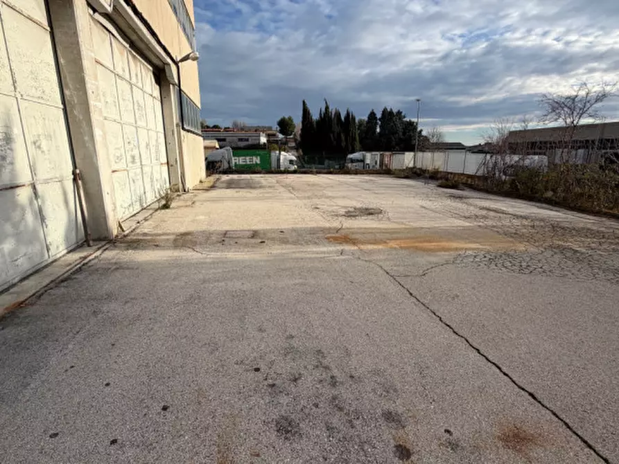 Immagine 8 di Capannone industriale in vendita  in VIA SACCO E VANZETTI a Ancona